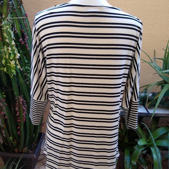 Geometric Design Top by WHBM - Picture 2 of 4